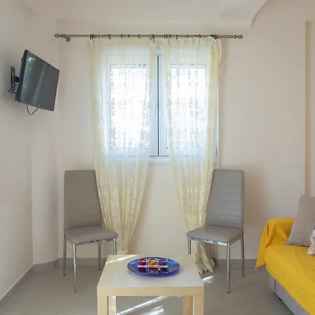 Dimitra's Nydri (Lefkada)