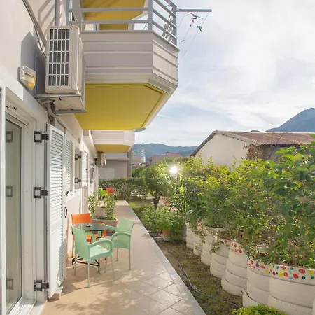 Dimitra's Nydri (Lefkada)
